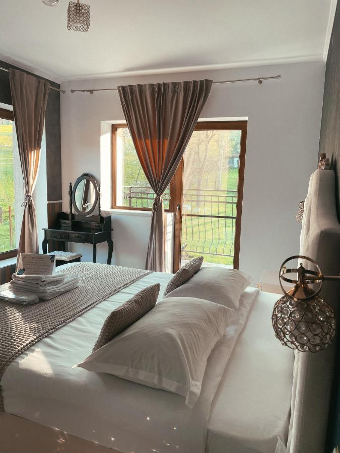 Transylvania Mountain View Cdi Бран Екстериор снимка